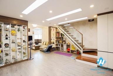 A spacious, modern apartment with 3 bedrooms for rent in Ciputra Block 